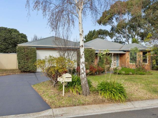 Spacious Family Living with a Poolside Lifestyle in a Quiet Court Setting