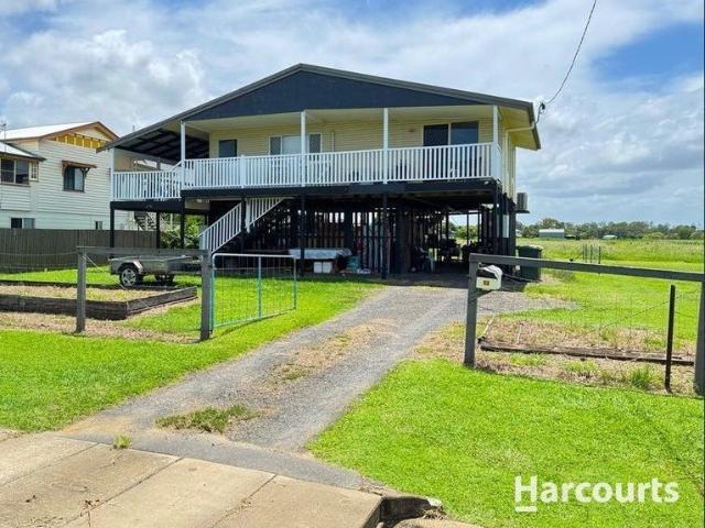 Spacious Family Living with a Stunning Entertainer's Deck