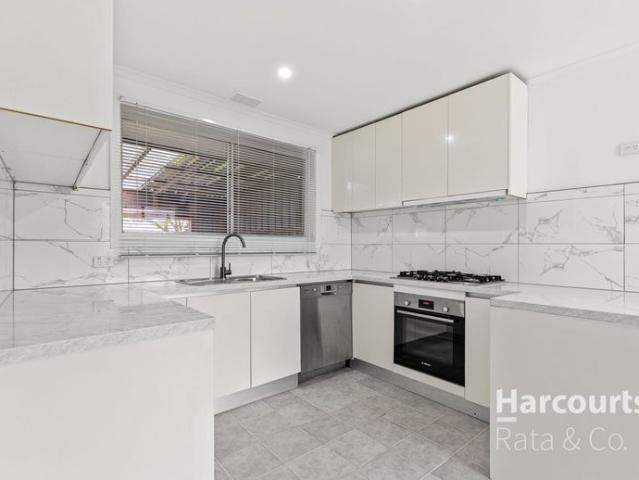 Spacious Family Living with a Stunning Fully Renovated Kitchen