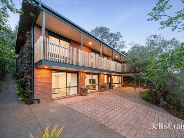 Spacious Family Living with Beautifully Landscaped Gardens