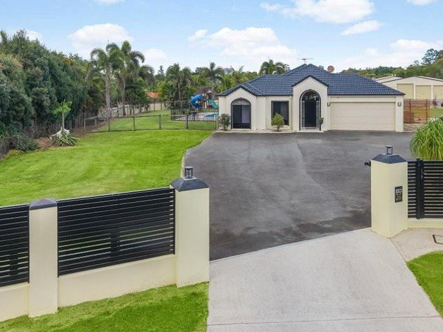 Spacious Family Living with Granny Flat on 3,244m²