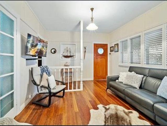 Spacious Family Living with Dual Access, Coastal Charm & Exceptional Storage