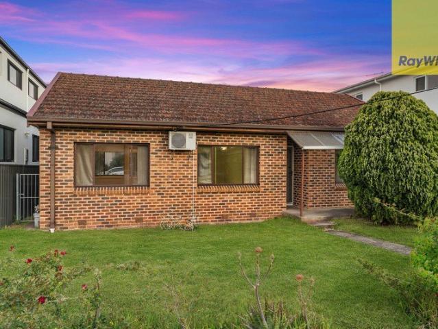 Spacious Family Living with Duplex Site Potential on 556sqm
