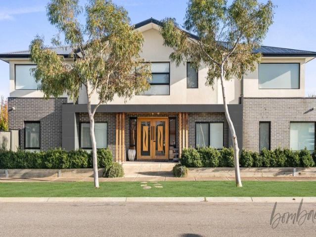 Spacious Family Living with Endless Possibilities
