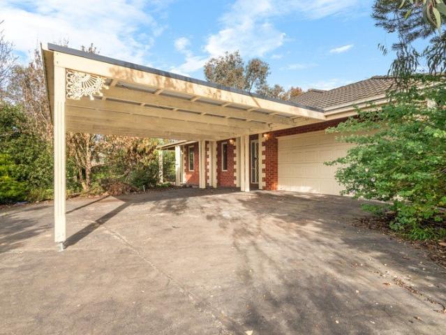 Spacious Family Living with Endless Potential 989m2 approx