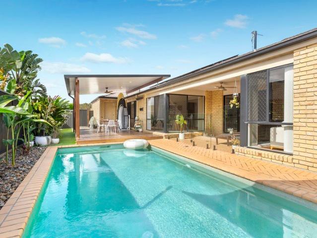 Spacious family Living with exceptional entertaining appeal