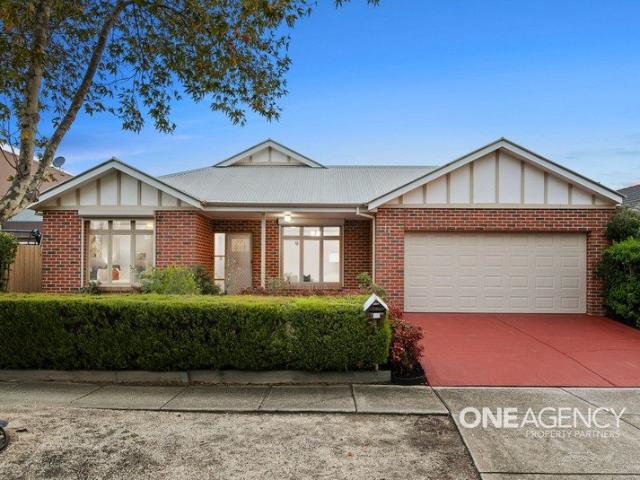 Spacious Family Living with Exceptional Entertaining Appeal Right Near Point Cook Town Centre!