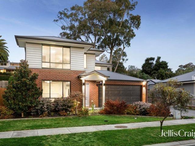 Spacious family living with exceptional entertaining