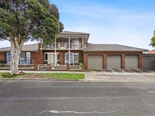 Spacious Family Living with Exceptional Entertaining