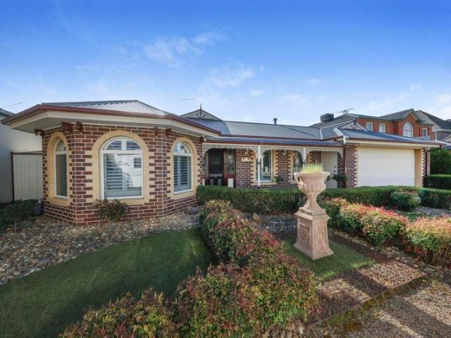 Spacious family living with exceptional entertaining