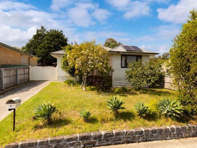 Spacious Family Living with Exceptional Future Potential on 605m²