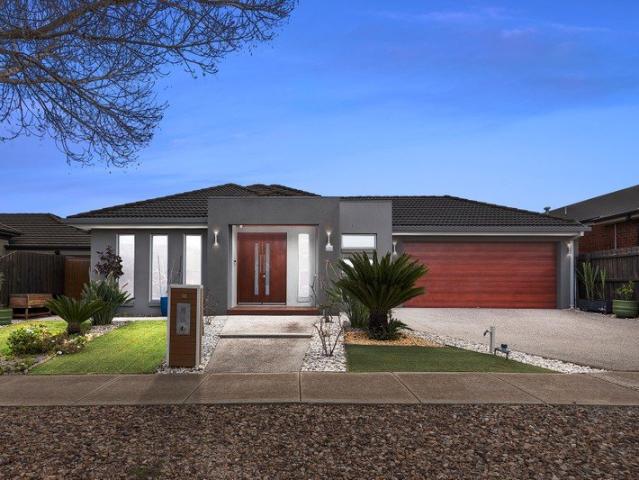 Spacious Family Living with Exceptional IndoorOutdoor Versatility