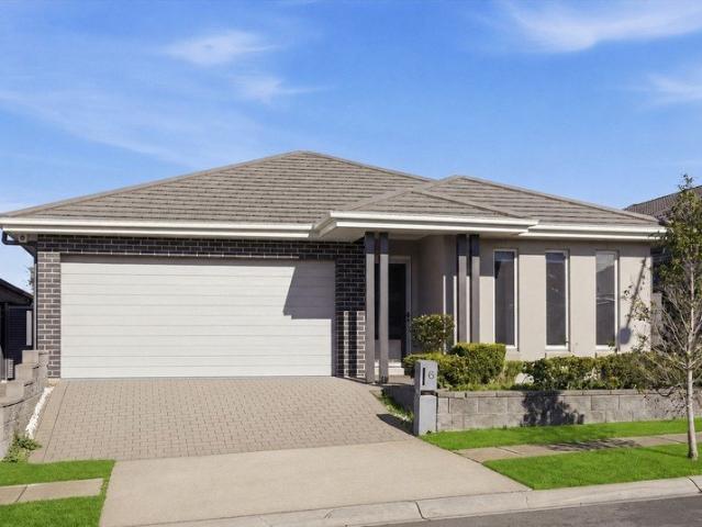 Spacious Family Living with Exceptional Outdoor Entertaining
