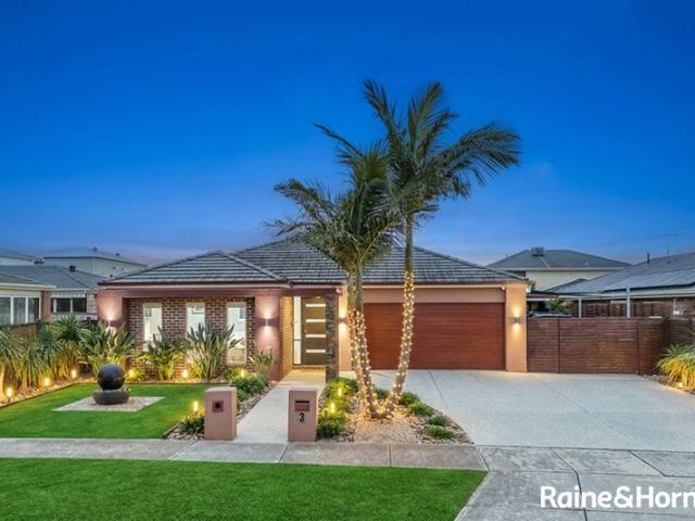 Spacious Family Living with Exceptional Outdoor Entertaining