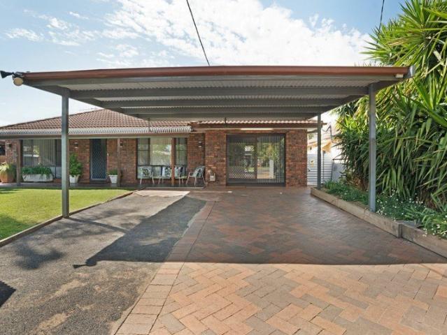 Spacious Family Living with Exceptional Shedding & Entertaining