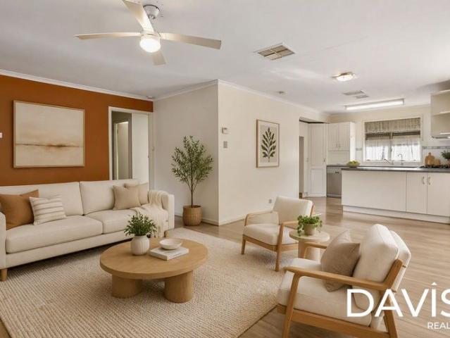 SPACIOUS FAMILY LIVING WITH EXCEPTIONAL SHEDDING & STORAGE