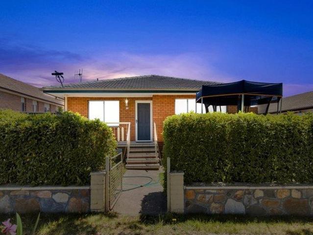 Spacious Family Living with Exceptional Versatility