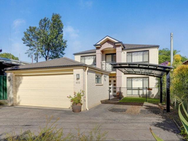 Spacious Family Living with Exceptional Versatility in a Prime Penshurst Setting