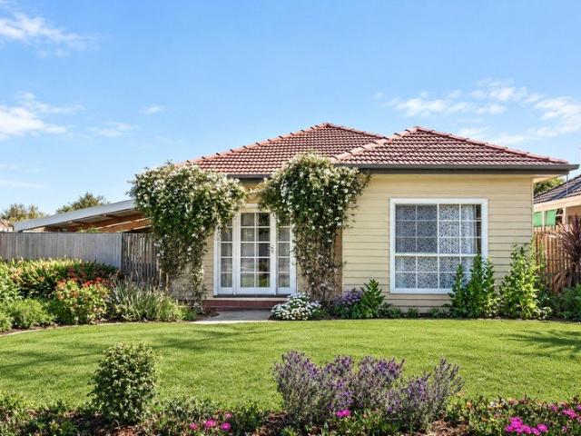 Spacious family living with exciting corner block potential