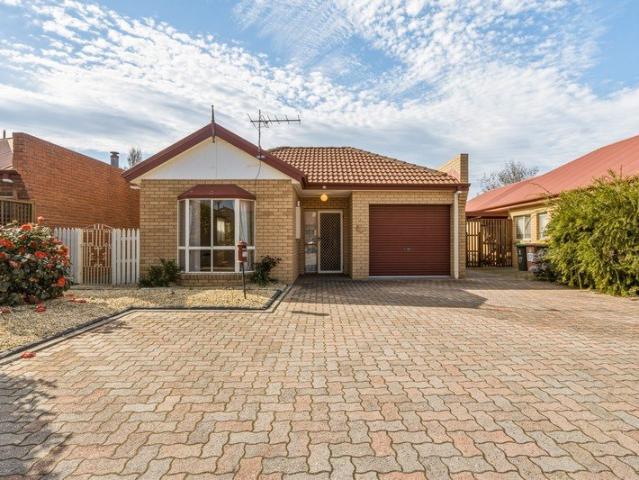 Spacious Family Living with Fantastic Outdoor Entertaining
