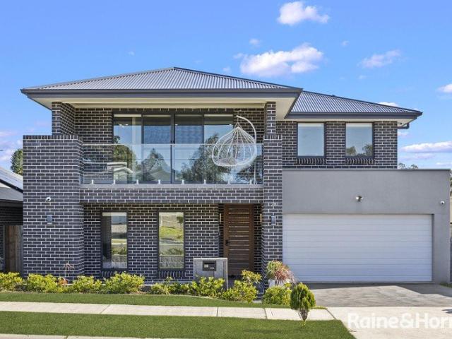 Spacious Family Living with Five Bedrooms, Five Ensuites and Multiple Living Areas