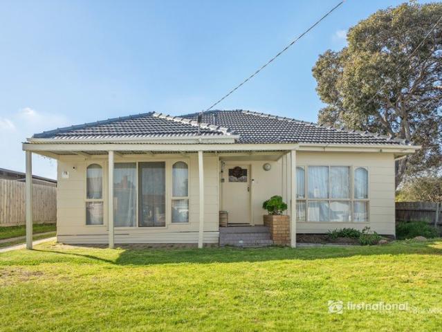 Spacious Family Living with Flexible Bungalow Accommodation