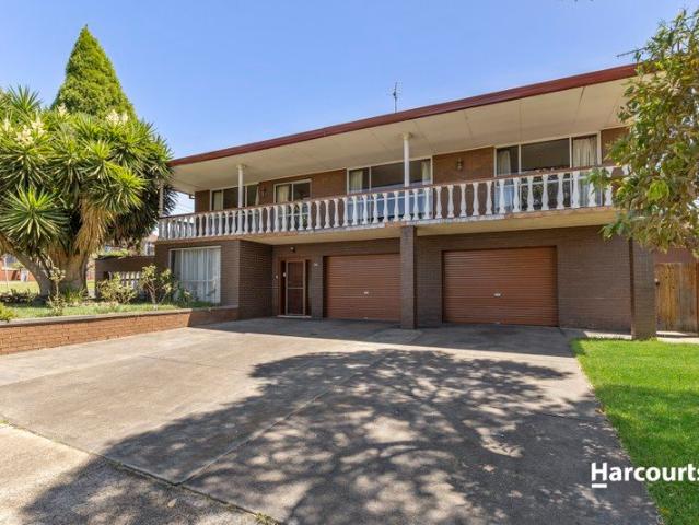 Spacious Family Living with Flexible Dual Occupancy Potential