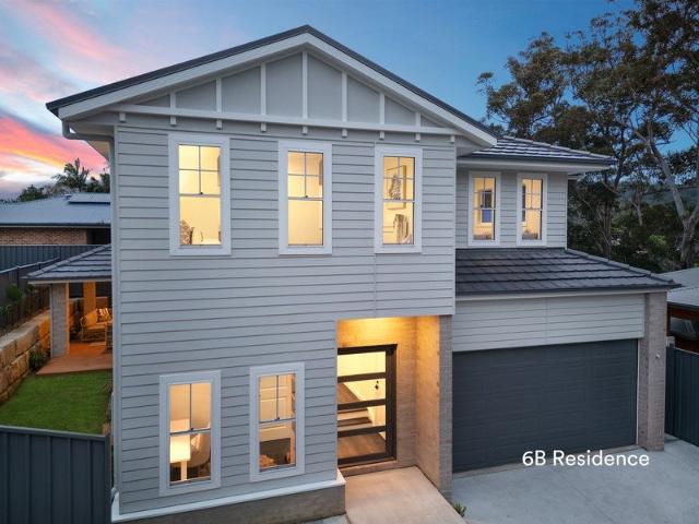 Spacious Family Living with Hamptons Charm