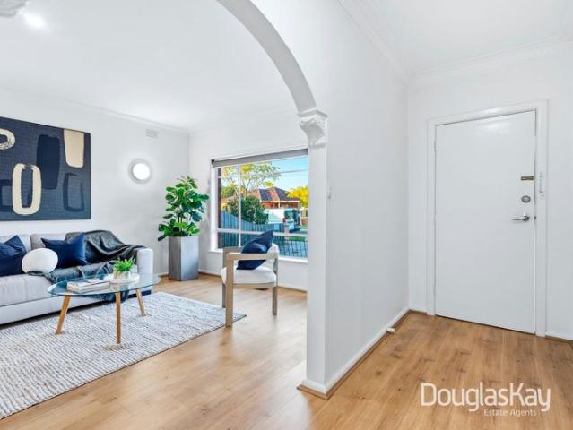 Spacious Family Living with Huge Garage & Convenient Location