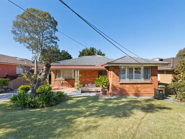 Spacious Family Living with Impressive Entertaining Areas