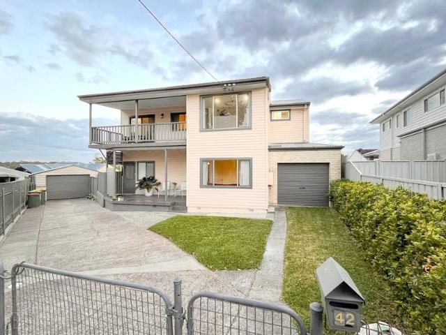 Spacious family living with modern comfort and outdoor appeal