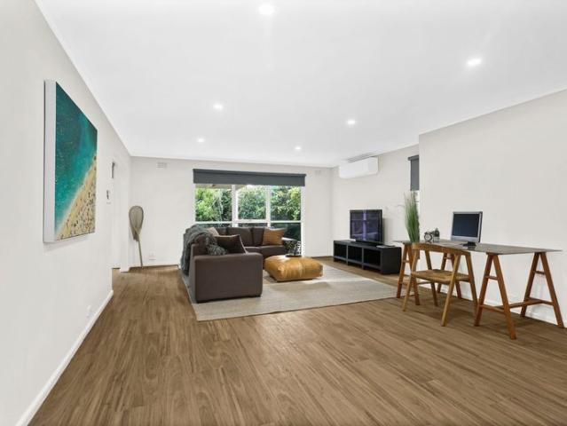 Spacious Family Living with Modern Comfort in the Heart of Clifton Springs