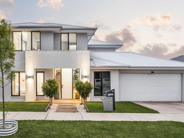 Spacious Family Living with Modern Finishes & Exceptional Flexibility