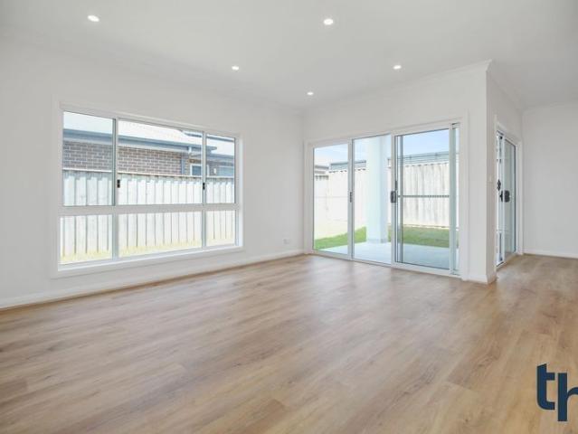 Spacious Family Living with Modern Style