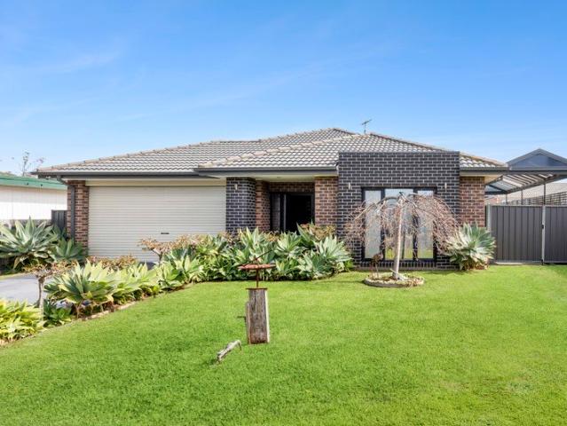 Spacious Family Living with Multiple Outdoor Entertaining Areas