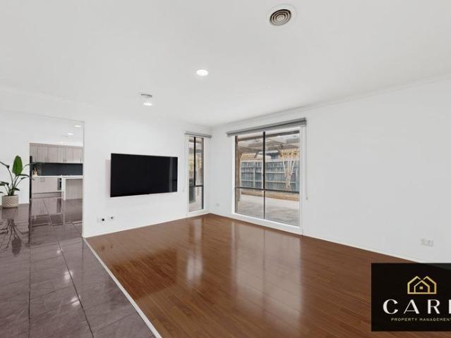 Spacious Family Living with Multiple Living Zones & Impressive Outdoor Entertaining