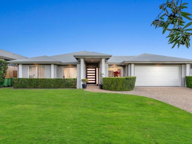 Spacious Family Living with Multiple Living Zones, Pool & Spa!
