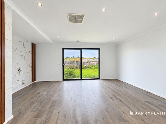 Spacious Family Living with Multiple Living Zones