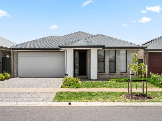 Spacious Family Living with Multiple Living Zones