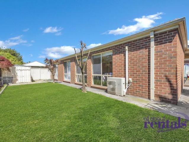 Spacious Family Living with Multiple Living Zones