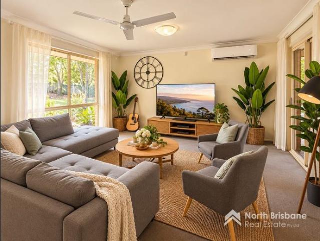 Spacious Family Living with Solar, Large Yard & Great Location