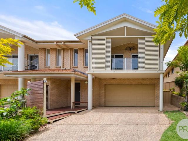 Spacious Family Living With Separate Studio