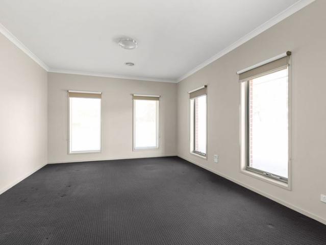 Spacious Family Living with Shed, Space & Convenience