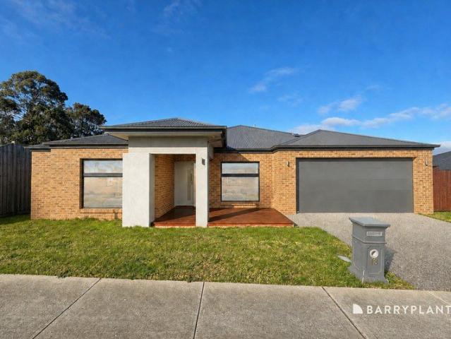 Spacious Family Living with Side Access