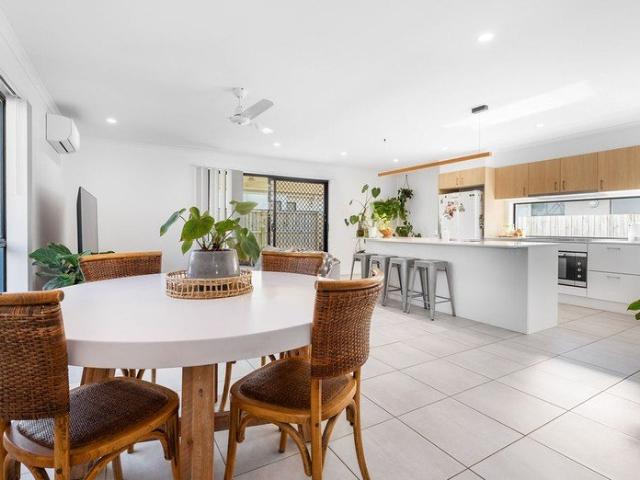 Spacious Family Living with Side Access in a Peaceful Palmview Location