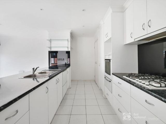Spacious Family Living with Side Access in a Prime Brookfield Location
