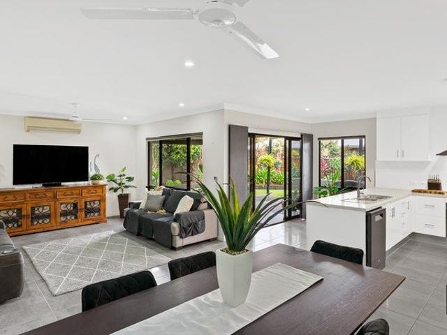Spacious Family Living with Side Access, Shed/Workshop