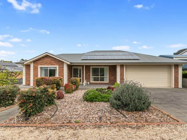 Spacious Family Living with Stunning Rural Views