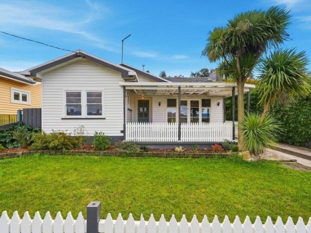 Spacious Family Living with Style, Comfort & Convenience