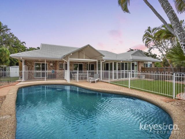 Spacious Family Living with Pool in the Heart of Annandale